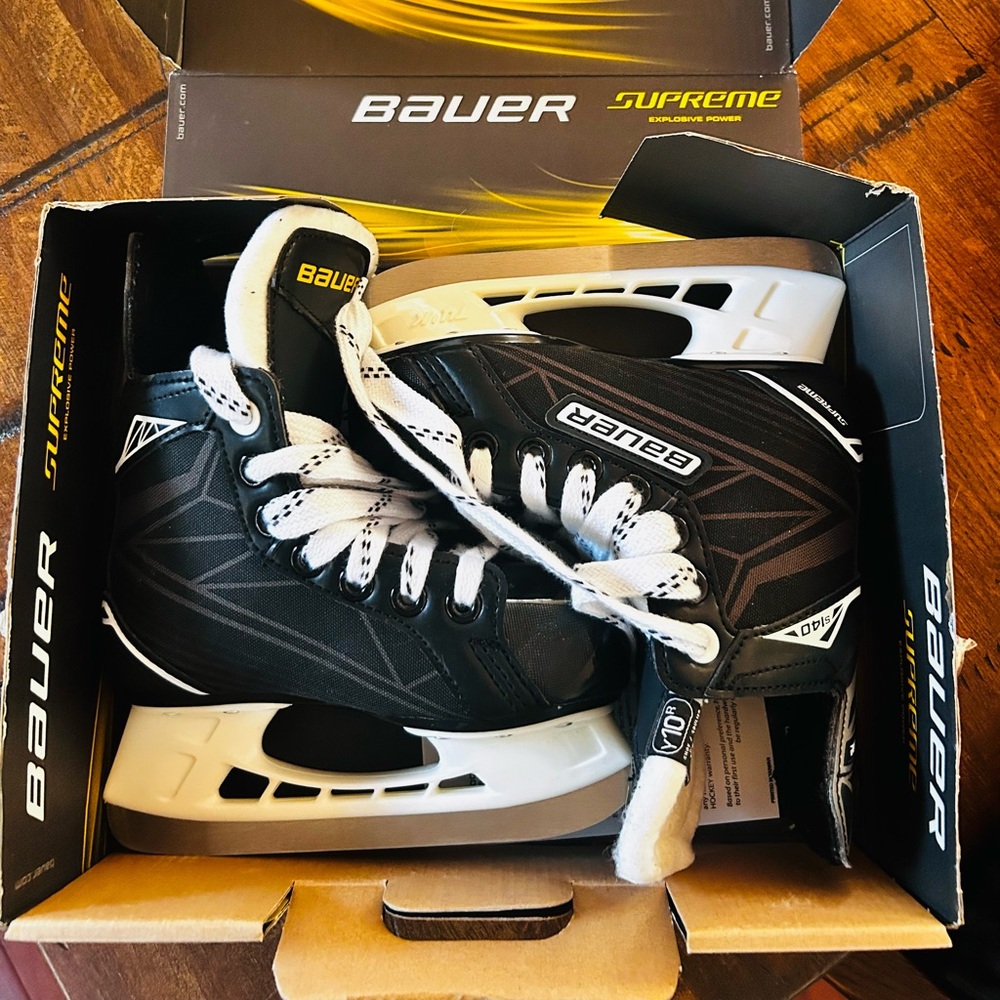 Bauer Supreme S140 kids hockey skates.